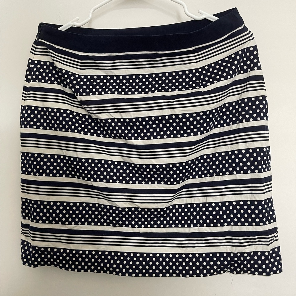 Vineyard vines skirt
